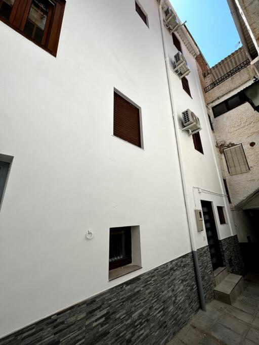 El Secreto De Lanjaron Villa ภายนอก รูปภาพ